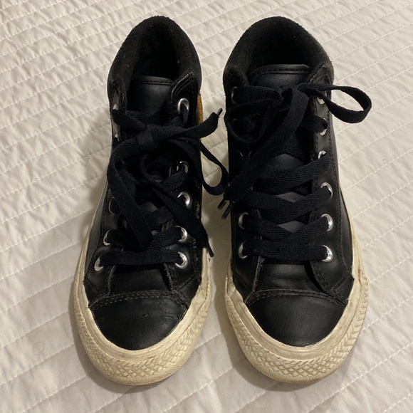 Converse black leather high top sneakers size 3 - Picture 4 of 7